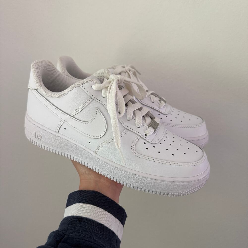 Nike Air Force One ‘07 Low Women’s 8.5 new without box